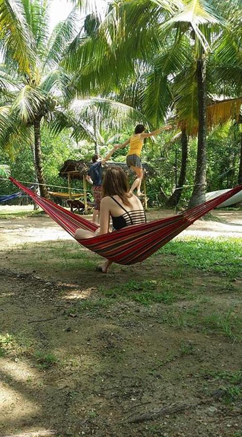 "Camp Kush" By Hostel Unawatuna Exterior foto